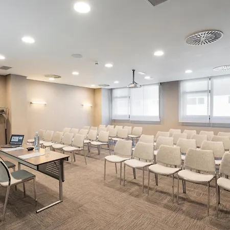 Attica21 Coruna 4* Corunha