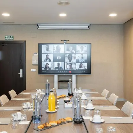 酒店 Attica21 Coruna 4*