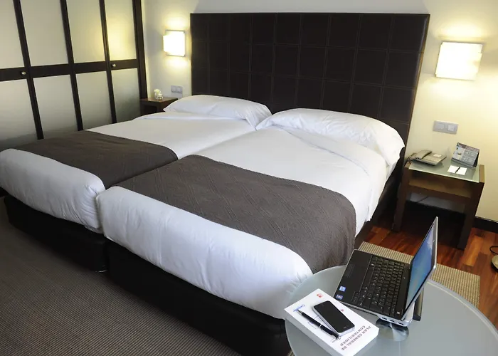 Attica21 Coruna 호텔 4*